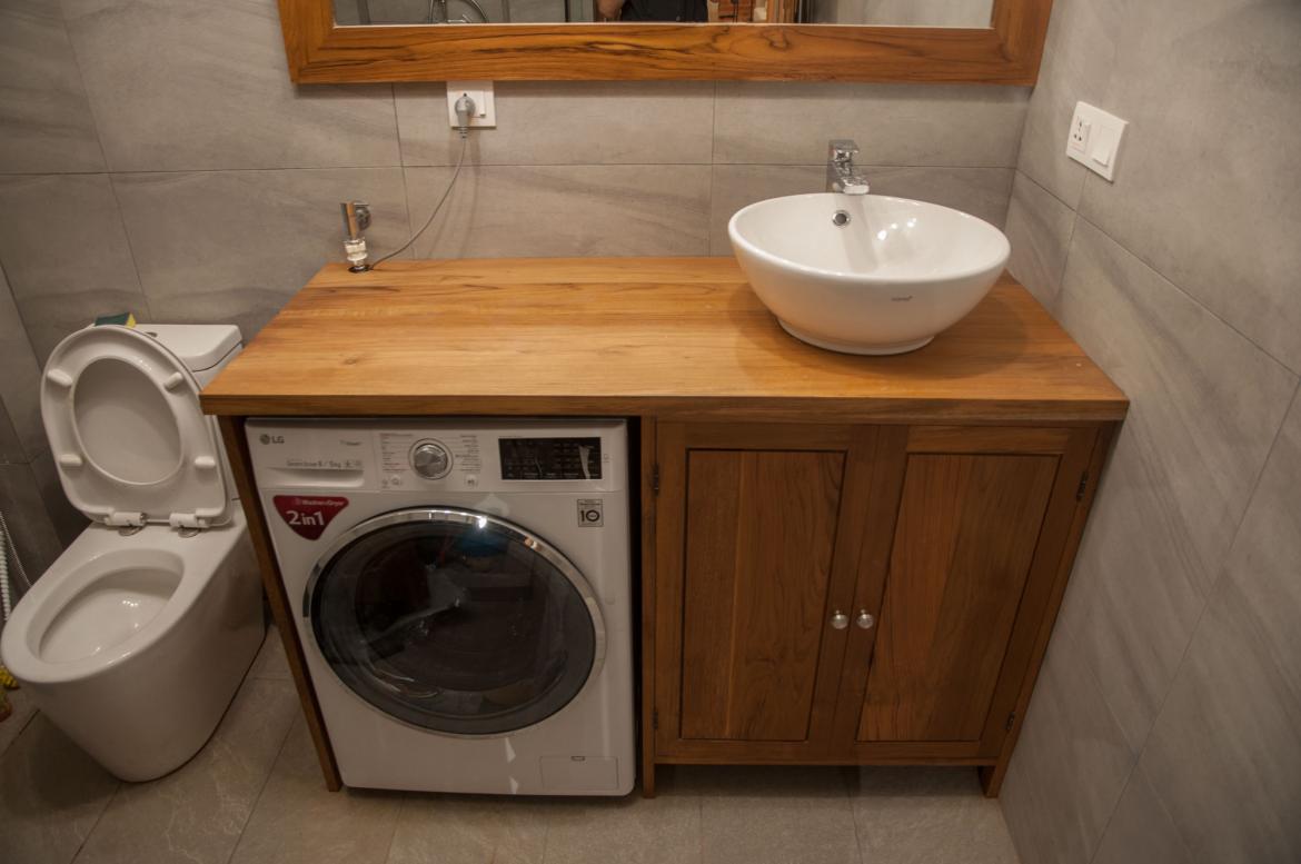 Downstairs bathroom