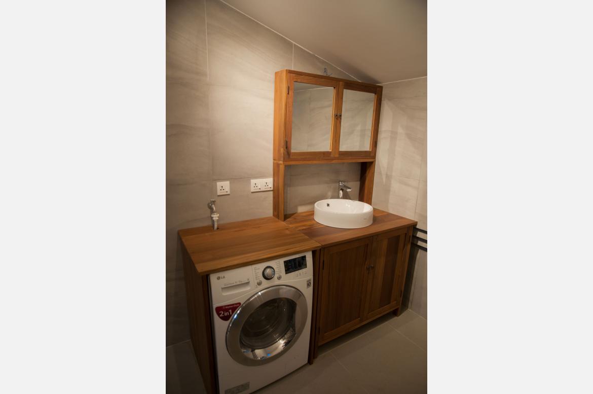 Upstairs bathroom