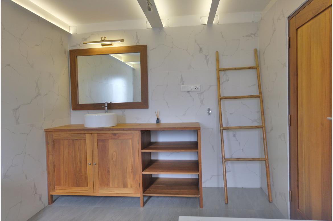 Downstairs bathroom