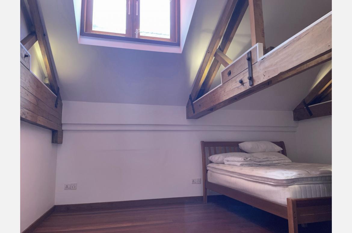 Upstairs bedroom